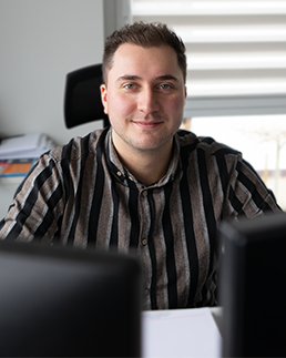 Enis Azemaj - Leitung Vertrieb